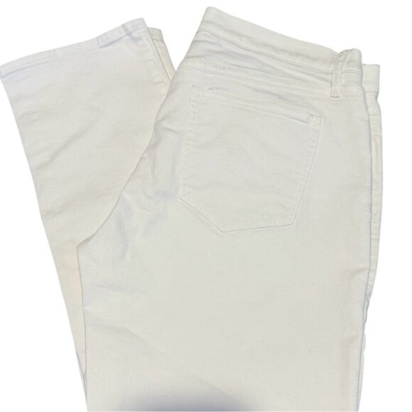GAP Regular Classic Straight Leg White Denim Jeans Summer Pants Cigarette - Picture 3 of 12
